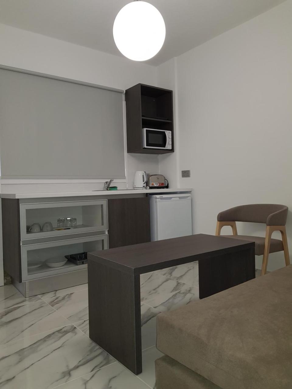 Les Palmiers Petrou Apartments Larnaca Luaran gambar